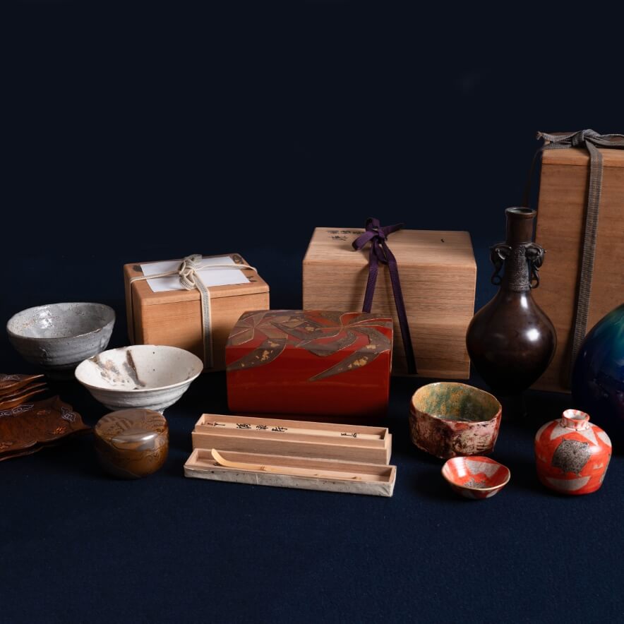 茶道具や器など様々な美術品・骨董品